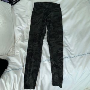 Lululemon camo leggings